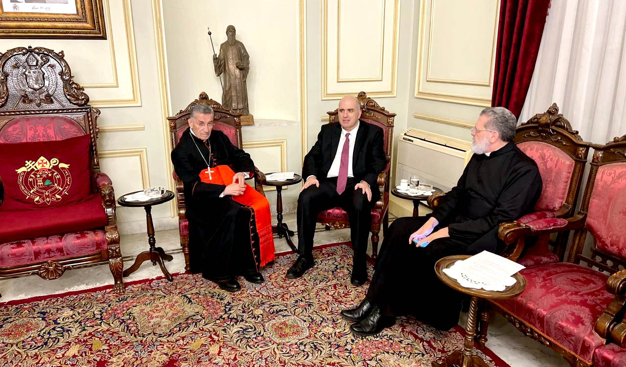 لحود يزور البطريرك الراعي في بكركي ويبحث أوضاع القطاع الزراعي