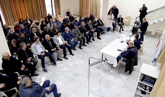 12a-(1).jpg 12a-(1).jpg