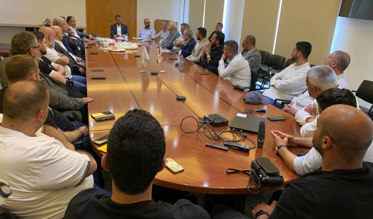 تقود خطة إنقاذ لقطاع الحليب: إجراءات تنظيمية لحماية الإنتاج الوطني ودعم مربي الأبقار في مواجهة المنافسة غير المتكافئة