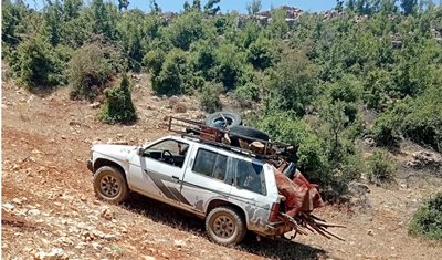 ضبط مخالفة حرجية في جرد حربتا ومصادرة كمية من حطب اللزاب