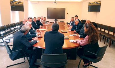 وزارة الزراعة تبحث مع شركة SOLITAIR للشحن الجوي ونقابة مصدّري ومستوردي الخضار والفاكهة تعزيز التعاون لنقل المنتجات الزراعية اللبنانية