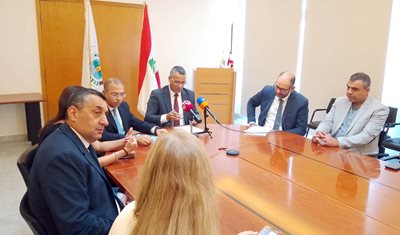وزير الزراعة الدكتور نزار هاني يطلق الحملة الوطنية لإدارة صحة الغابات: 